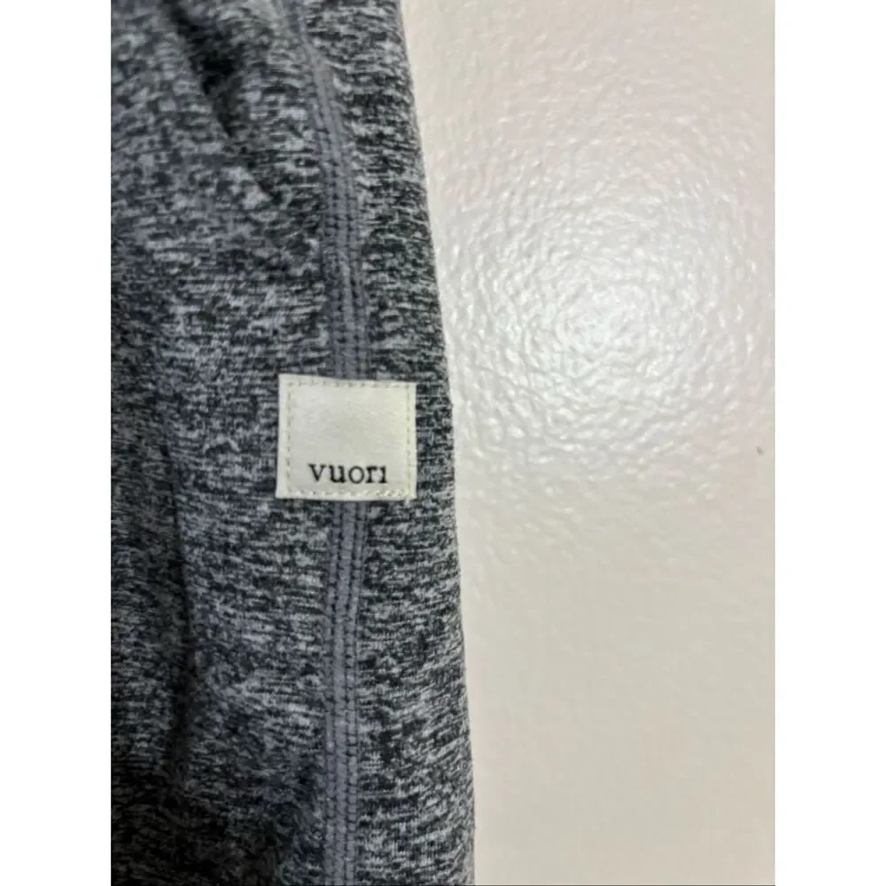 NWOT Vuori Boyfriend Heathered Gray Running Workout Shorts Women's XS